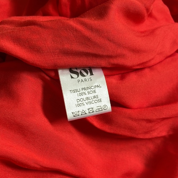 Red silk wrap dress Soi Paris 38 - Picture 9 of 10